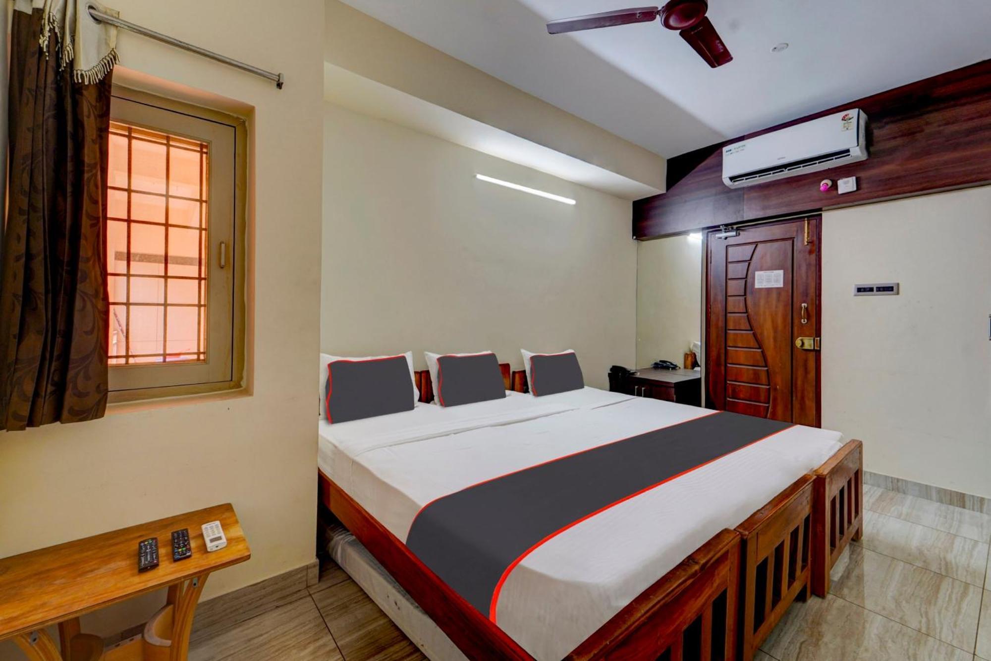 Hotel Sree Annarathna Vellore Ngoại thất bức ảnh